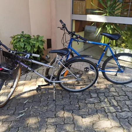 Joli Studio Renove Dans Station Balneaire.