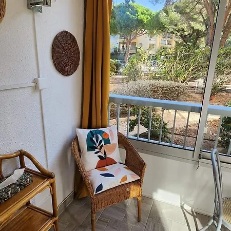 Apartment Joli Studio Renove Dans Station Balneaire. *